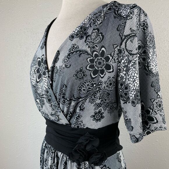 Maurices Floral Midi Dress Size M EUC - Picture 5 of 9